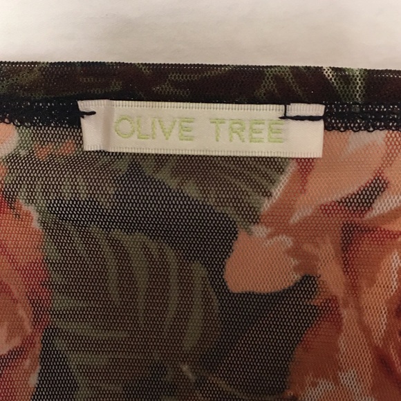 Olive Tree Floral Blouse - Picture 3 of 3